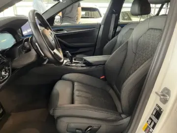 530 e A xDrive Limousine M-Sport 19'' Navi GSD L