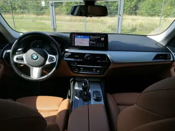 520 d xDrive LED HuD AHK Navi Leder Soundsystem