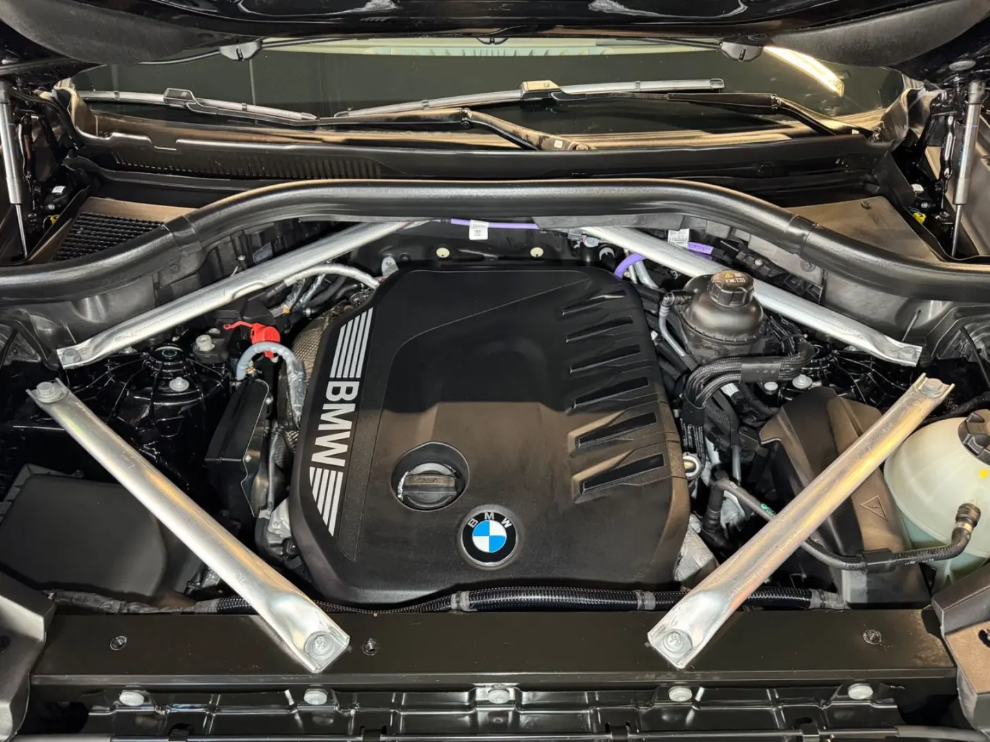 X6 30d xDrive M Sport~PANO~HEAD-UP~SOFT-CLOSE~
