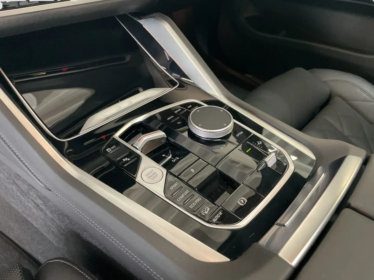 X6 xDrive30d M Sport Standheizung Massage AHK