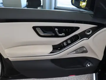 S 350d 4M L AMG Chauffeur/Executive/Softclose