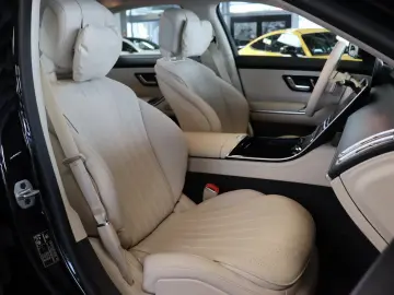 S 350d 4M L AMG Chauffeur/Executive/Softclose