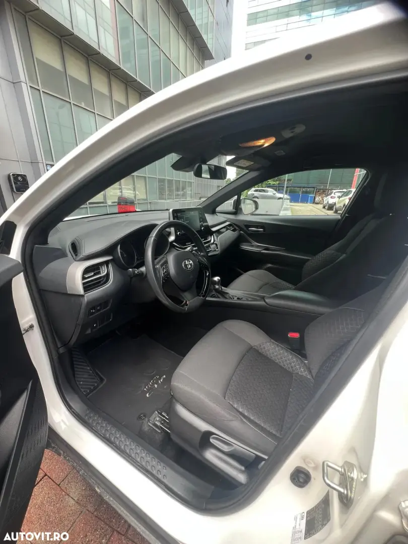 Toyota C-HR 1.8 HSD CORE
