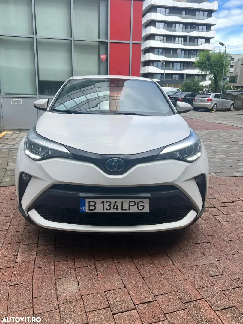Toyota C-HR 1.8 HSD CORE