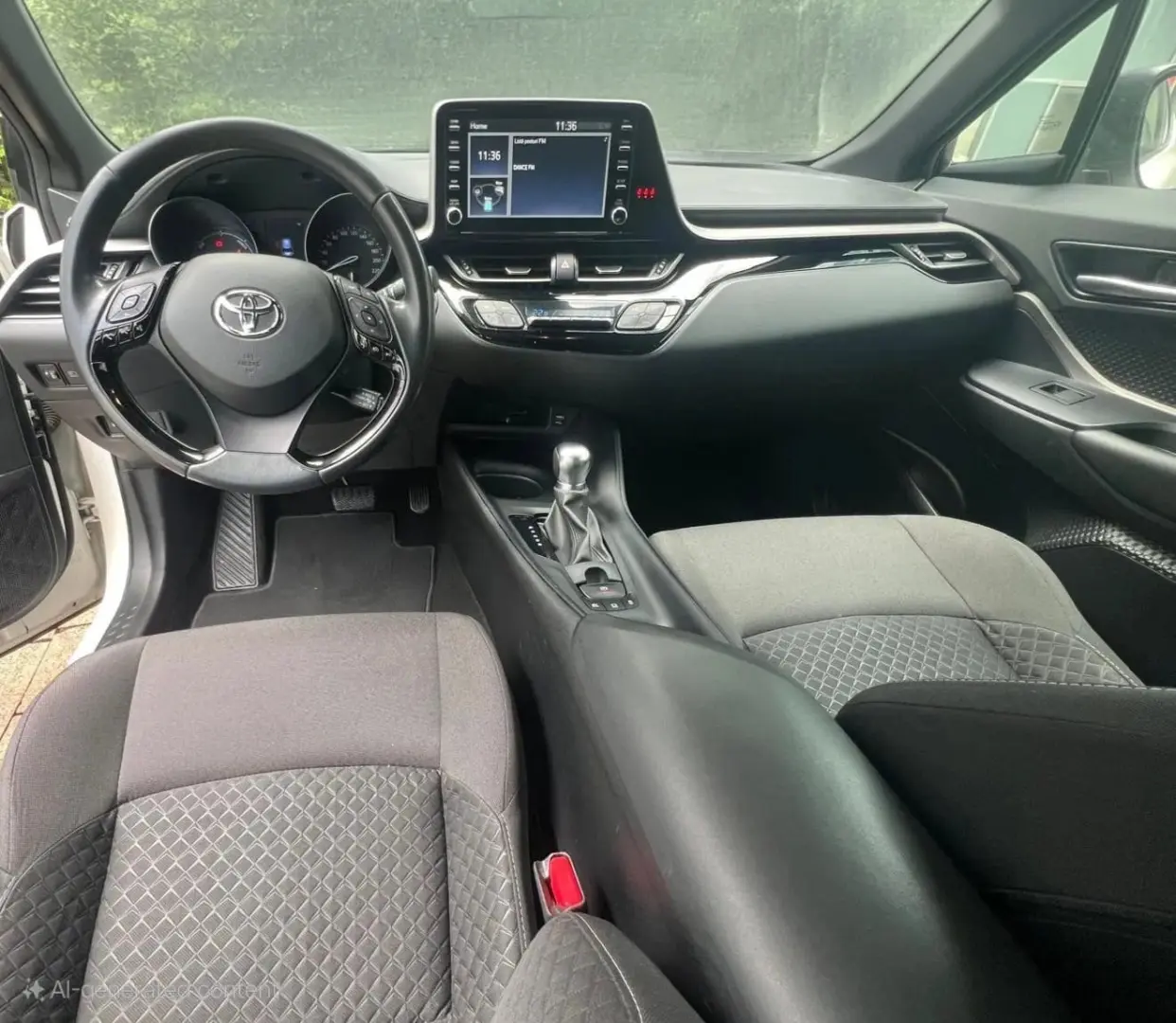 Toyota C-HR 1.8 HSD 122 CP 4x2 CVT Core