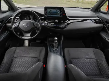 Toyota C-HR 1.8 HSD 122 CP 4x2 CVT Core