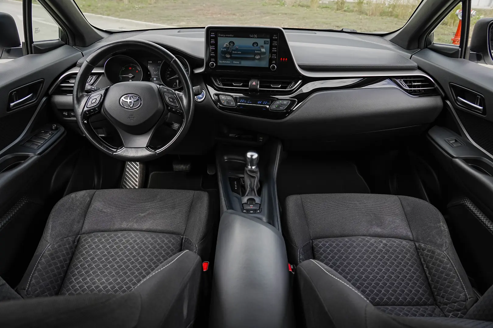 Toyota C-HR 1.8 HSD 122 CP 4x2 CVT Core