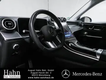 GLC 200 4M AMG/DLIGHT/AHK/360/DISTRO./SOUND/..