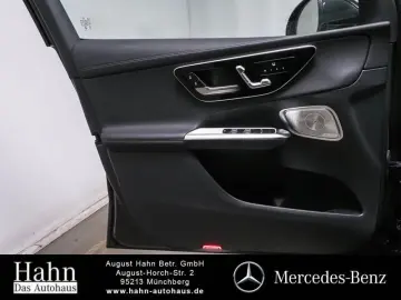GLC 200 4M AMG/DLIGHT/AHK/360/DISTRO./SOUND/..