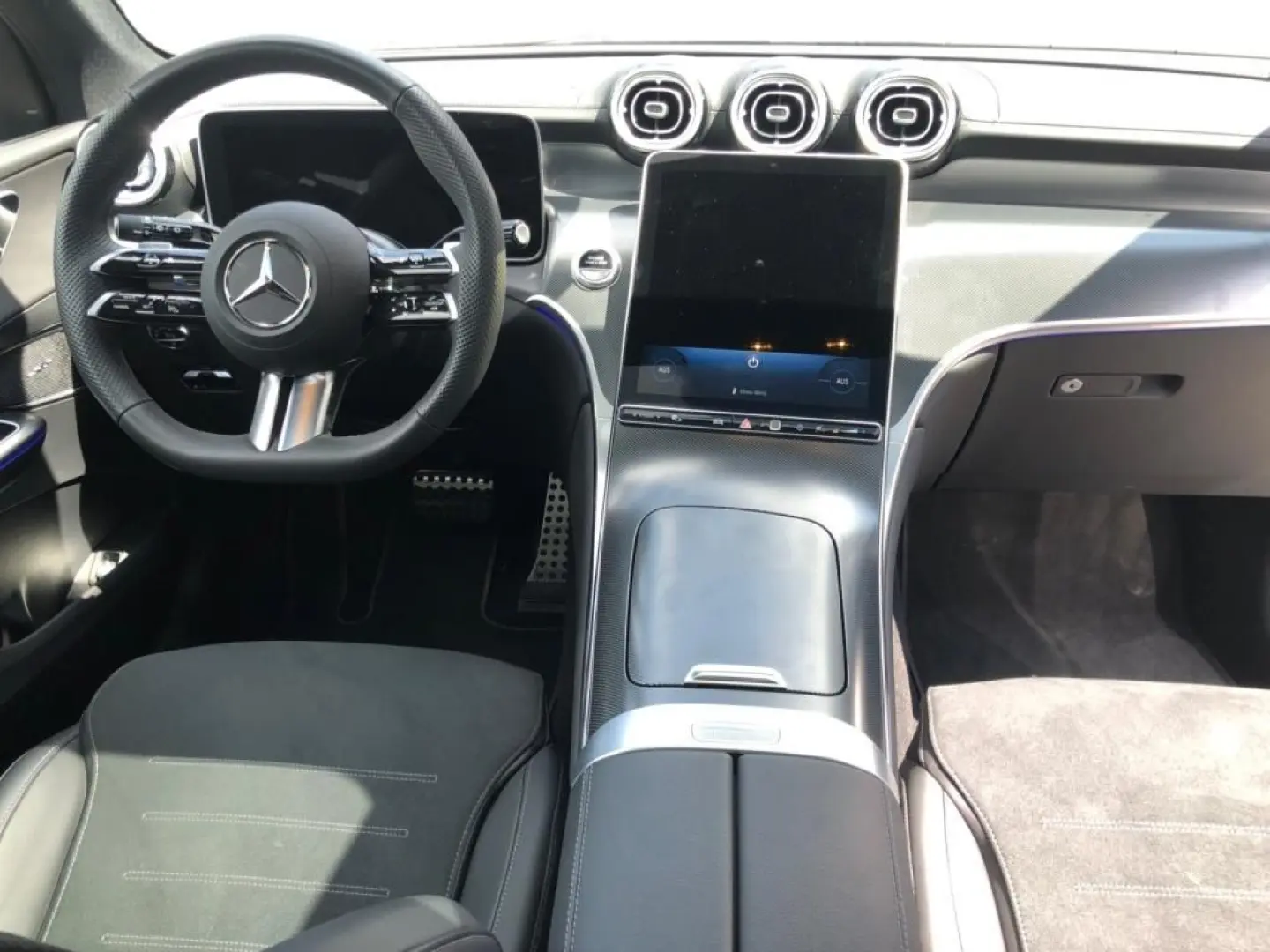 GLC 200 4MATIC AMGAdvanced+19Z+Night+AHK+Pano