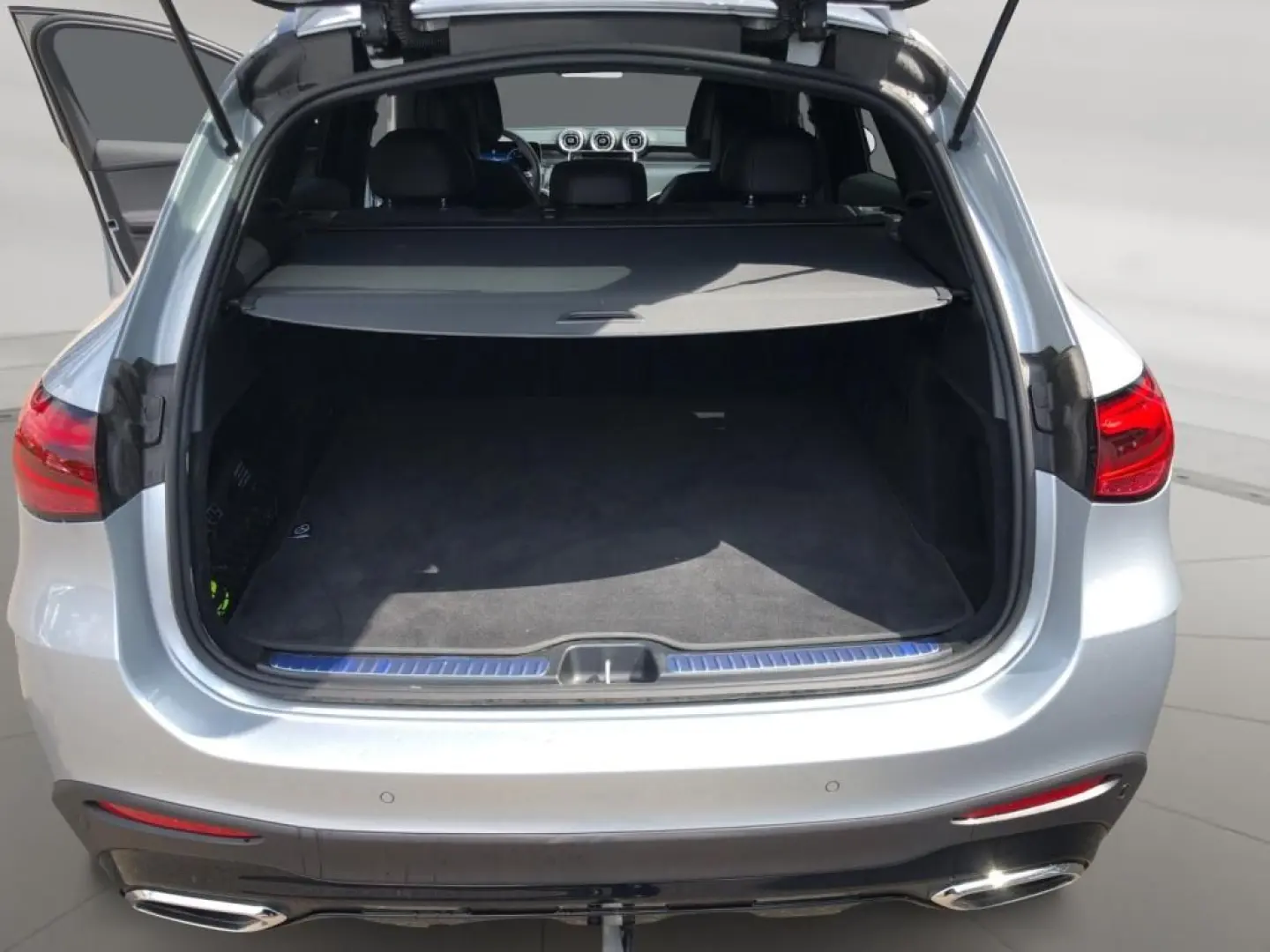 GLC 200 4MATIC AMGAdvanced+19Z+Night+AHK+Pano