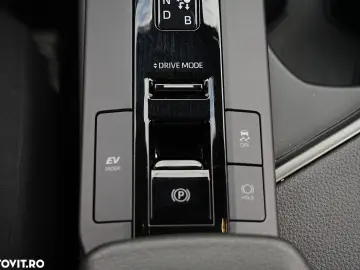 Toyota C-HR 1.8 HSD 122 CP 4x2 CVT Core