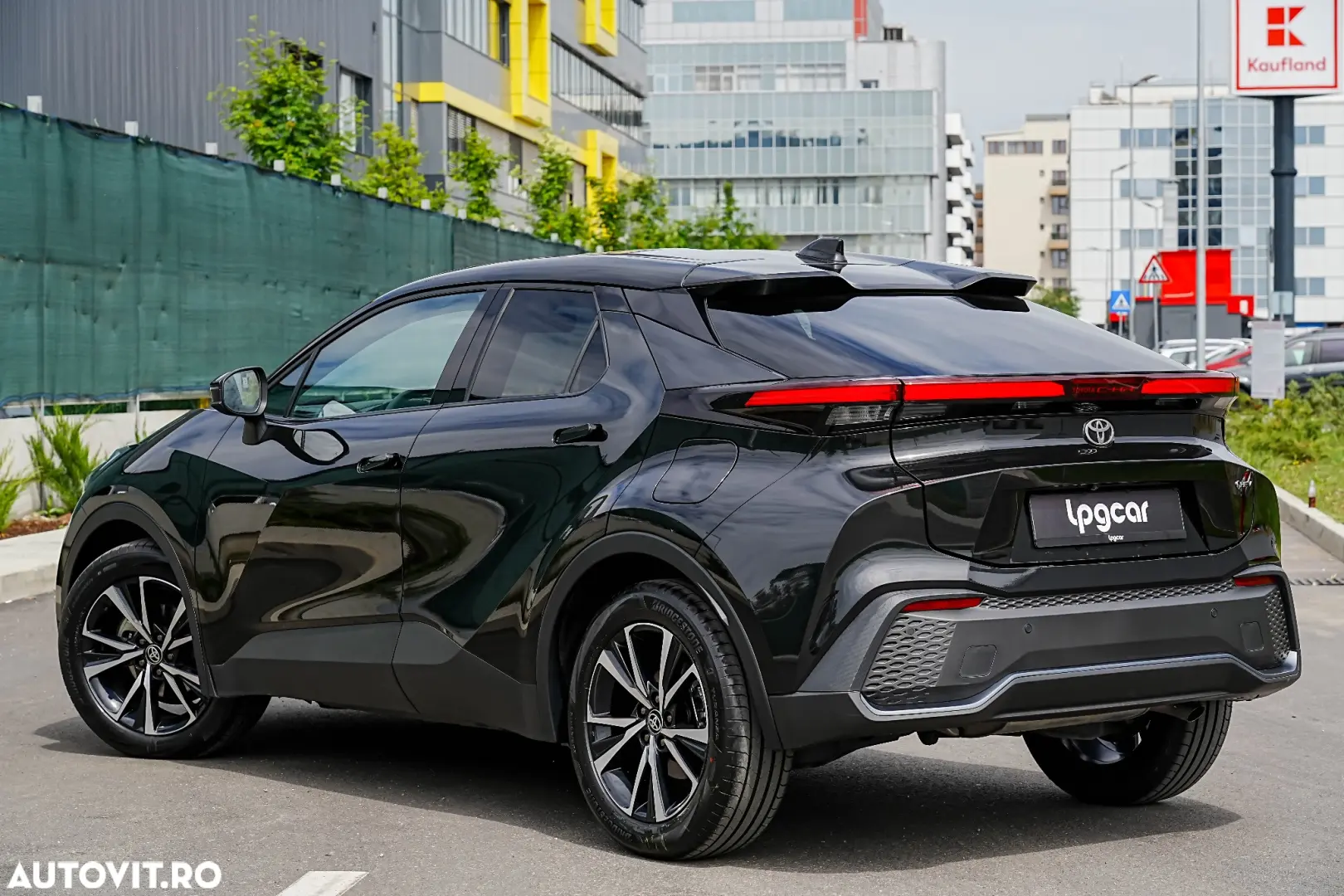 Toyota C-HR 1.8 HSD 122 CP 4x2 CVT Core