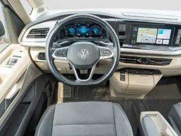 T7 Multivan 2.0 TDI DSG lang Life Top-Paket