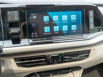 T7 Multivan 2.0 TDI DSG lang Life Top-Paket