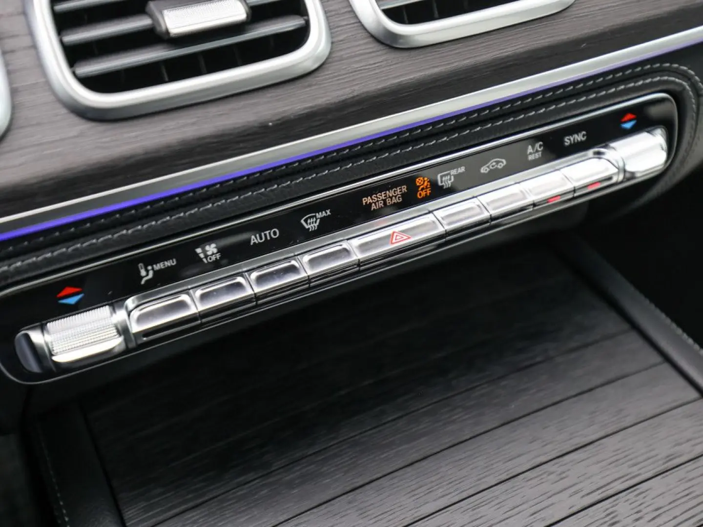 GLE 450 d 4M AMG Line Abstandstemp. LED Pano HUD