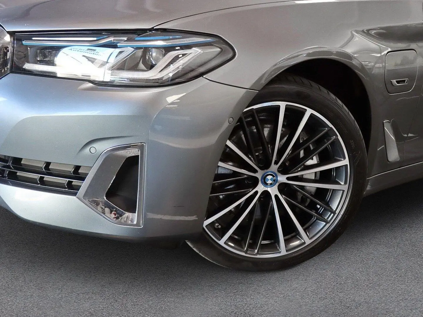 545e xDrive Luxury Line