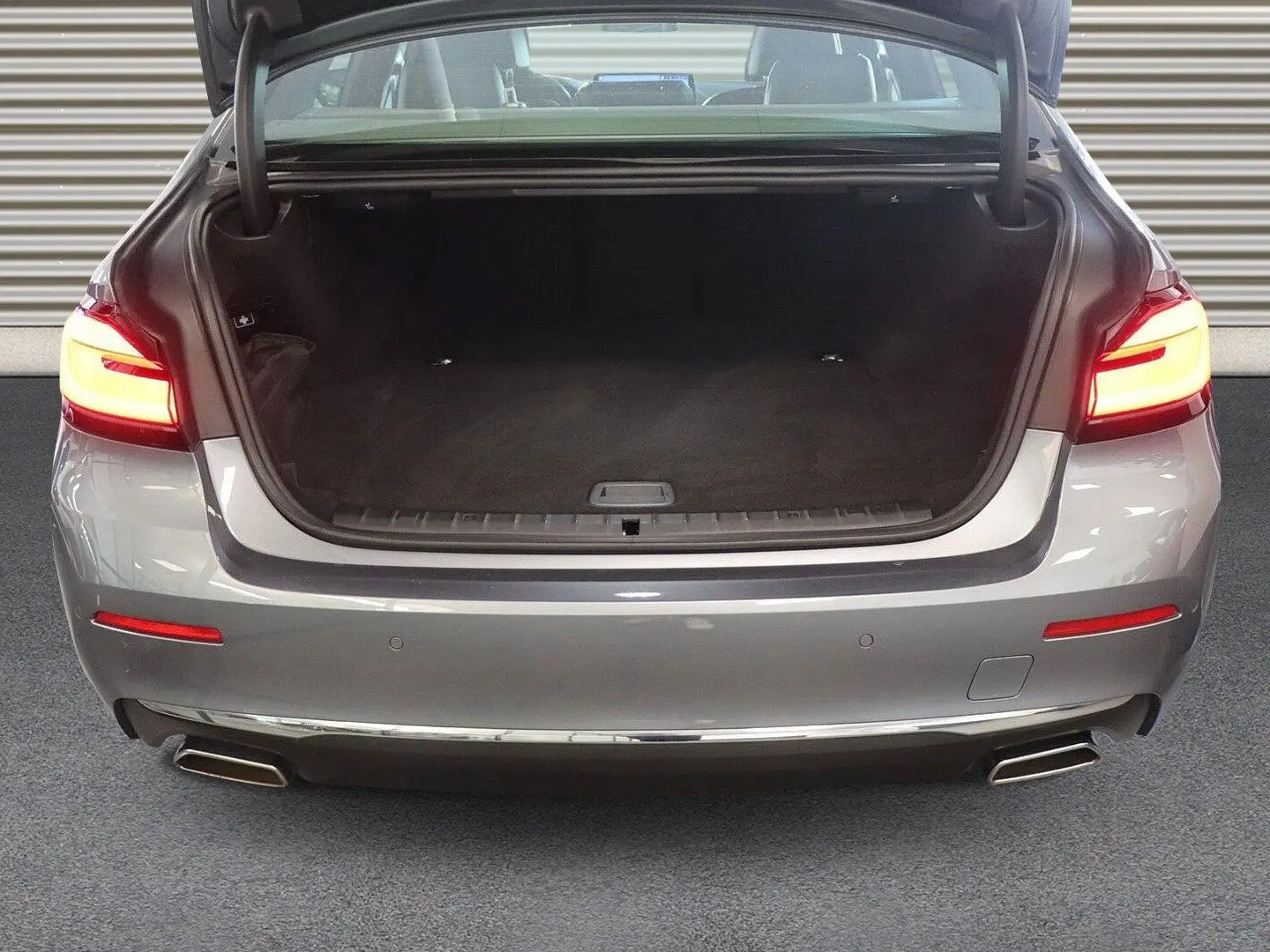 545e xDrive Luxury Line