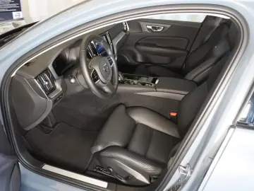 S60 T8 Ultimate Dark Recharge Plug-In Hybrid AWD