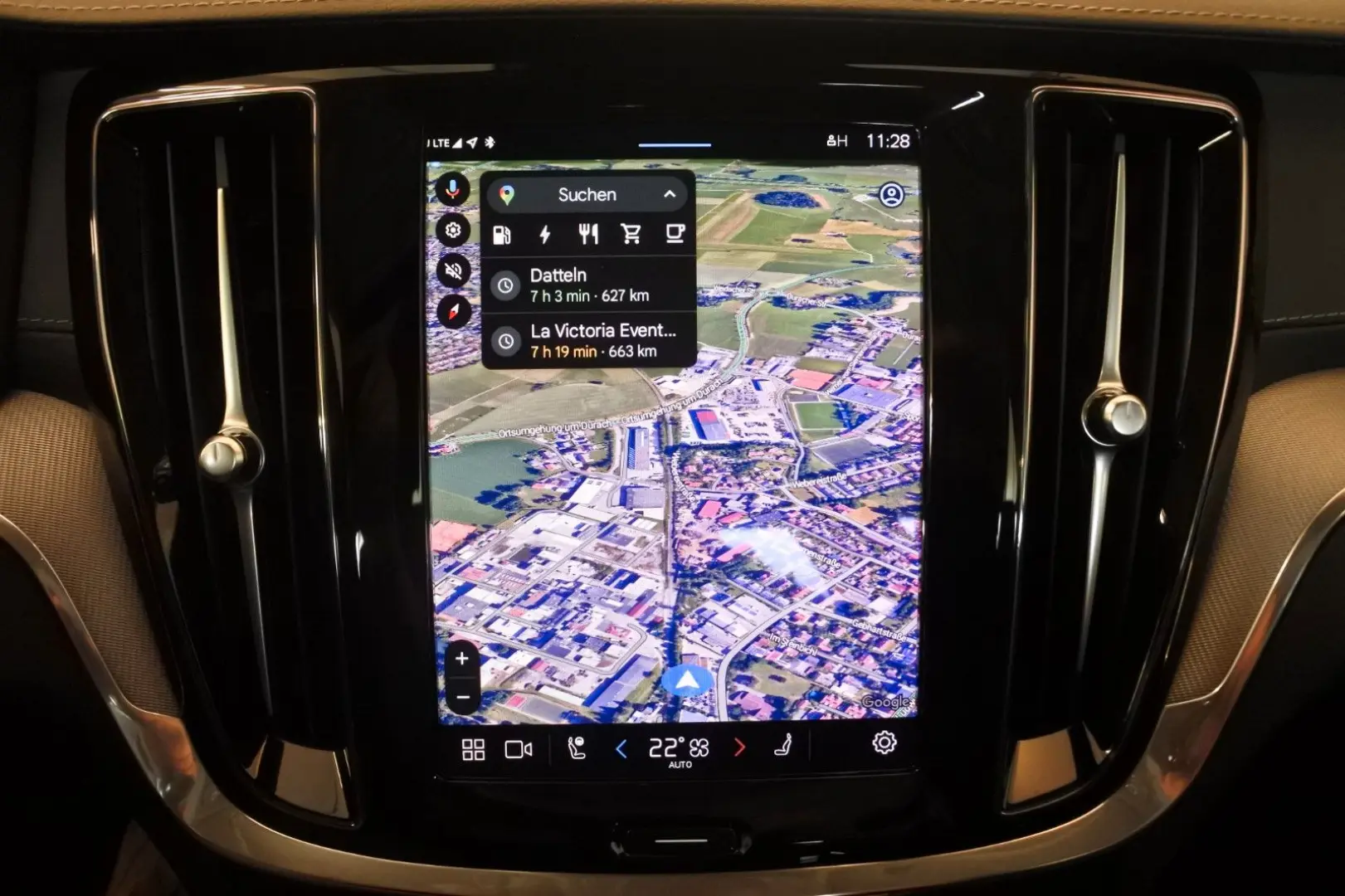 S60 T8 Ultimate Dark Recharge Plug-In Hybrid AWD