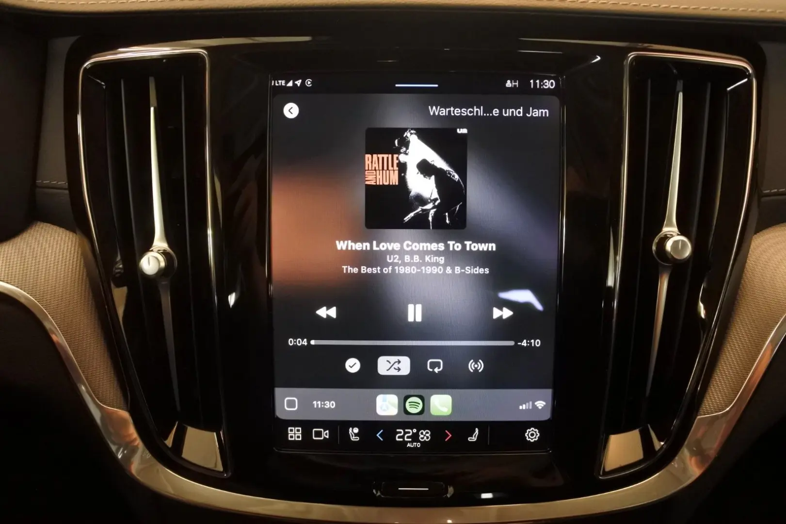 S60 T8 Ultimate Dark Recharge Plug-In Hybrid AWD