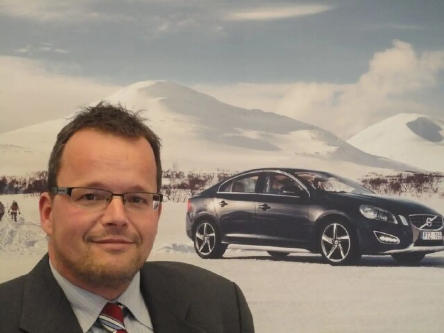 S60 T8 Ultimate Dark Recharge Plug-In Hybrid AWD