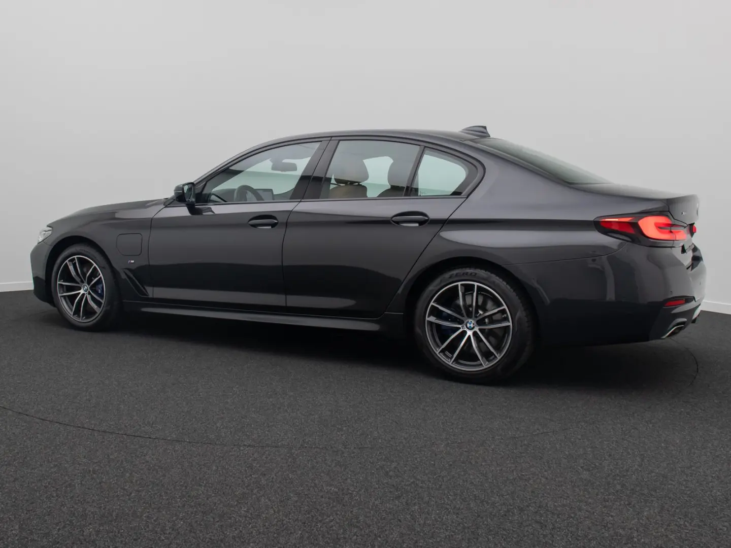 545e xD M Sport 360° HUD H/K DAB AHK Komfort 