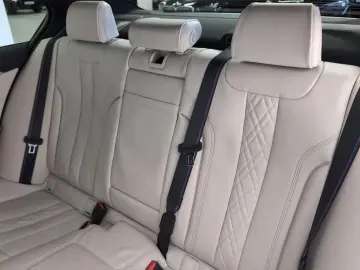 540d xDrive Limousine M Sportpaket Laser/HeadUp