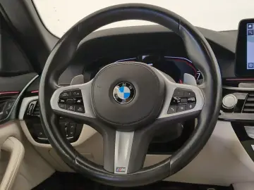 540d xDrive Limousine M Sportpaket Laser/HeadUp