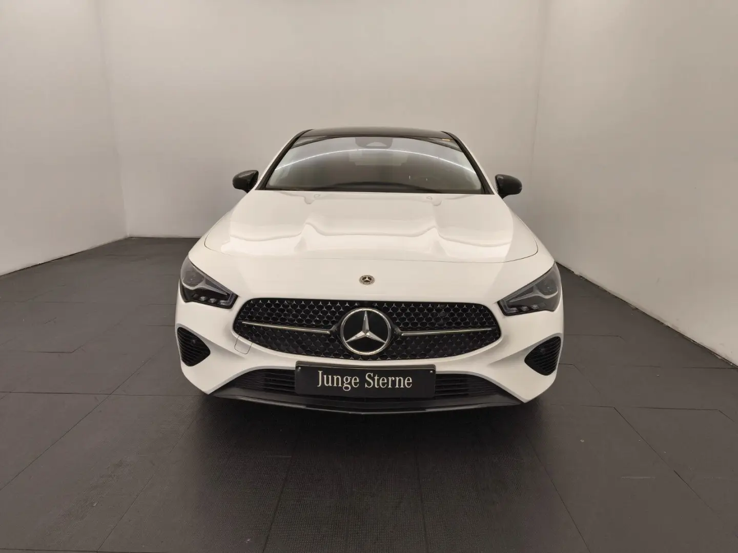 CLA 180 Coupé Progressive Advanced Pano Night