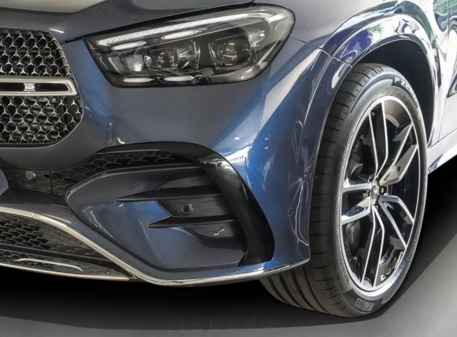 Mercedes-Benz GLE 450 AMG-DISTRONIC-AHK-PANO