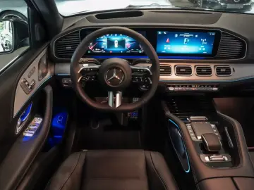 Mercedes-Benz GLE 450 AMG-DISTRONIC-AHK-PANO