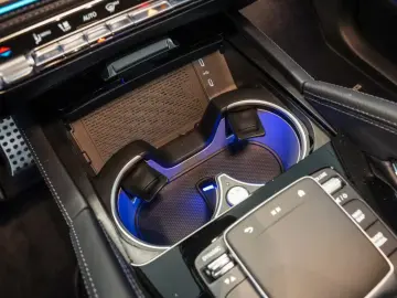 Mercedes-Benz GLE 450 AMG-DISTRONIC-AHK-PANO