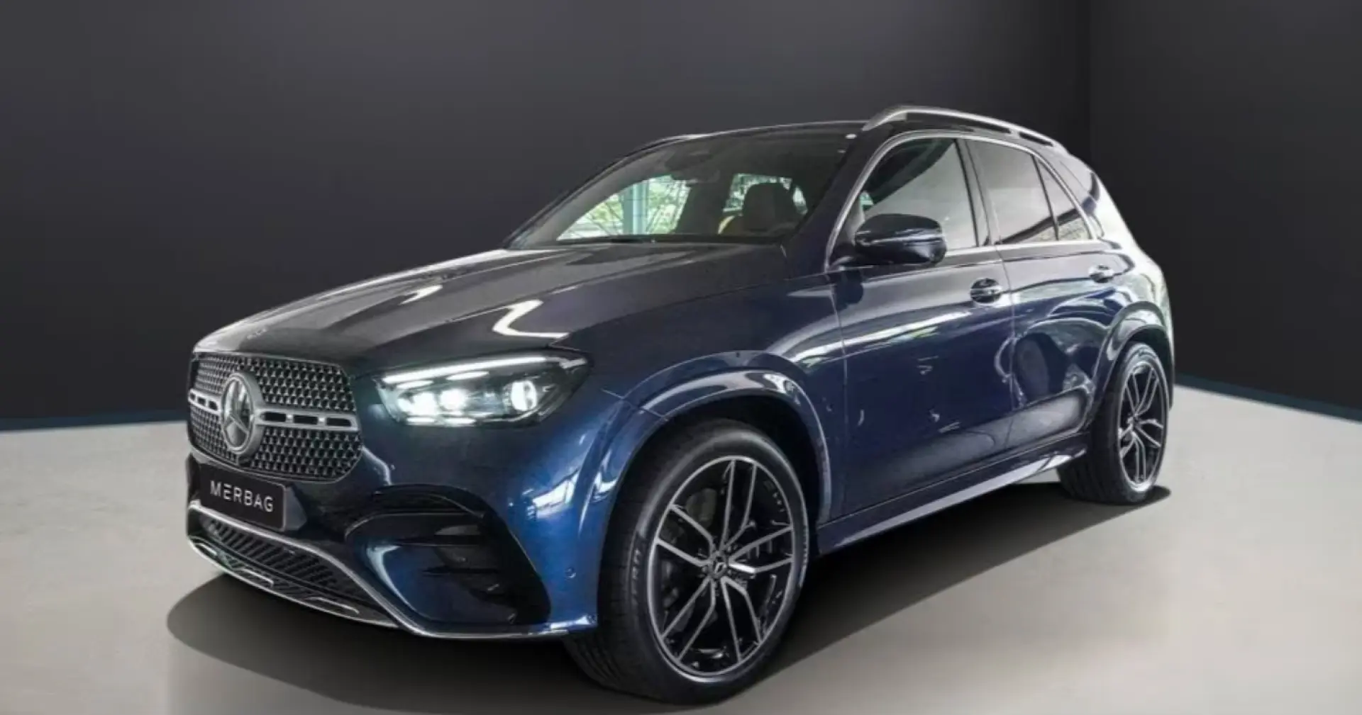 Mercedes-Benz GLE 450 AMG-DISTRONIC-AHK-PANO