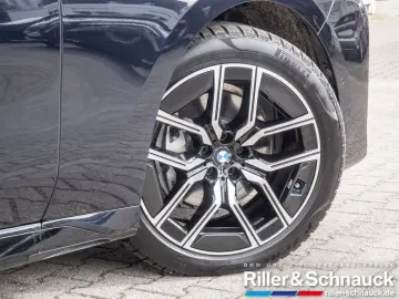 740d xDrive M-Sport AHK+PANO-SKY+STANDHZG
