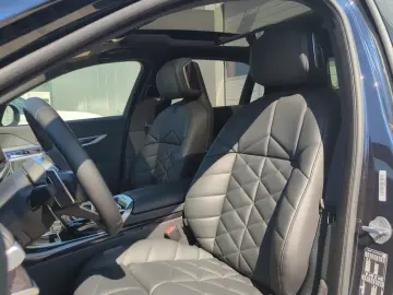 740d xdrive M-Sport SkyLounge DAPro SurrView TV