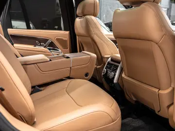 P530 V8 Autobiography (SV Ultra Metallic Paint)