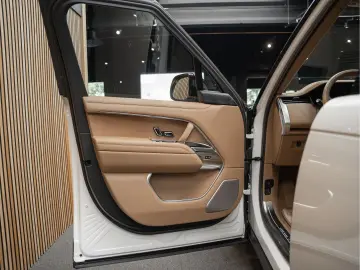 Range Rover P615 LWB SV Captain Seats Entertainm