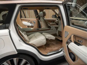 Range Rover P615 LWB SV Captain Seats Entertainm