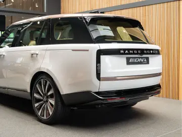 Range Rover P615 LWB SV Captain Seats Entertainm