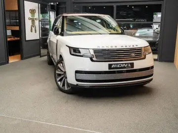 Range Rover P615 LWB SV Captain Seats Entertainm