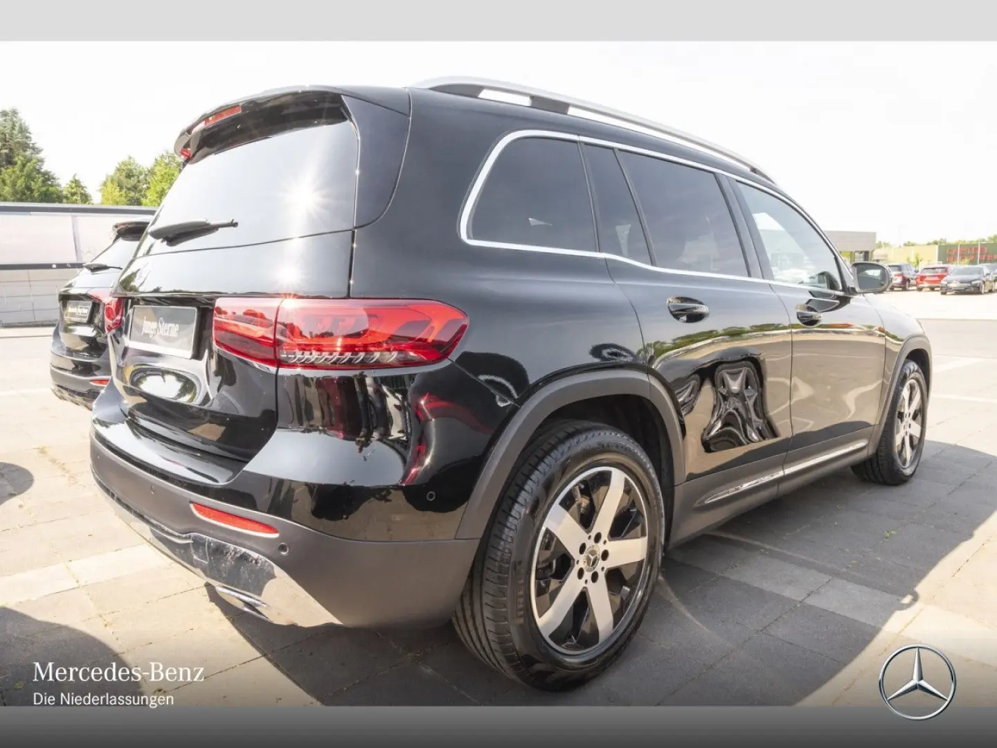 MERCEDES BENZ GLB220 d Progr/LED/Kamera/LEASING