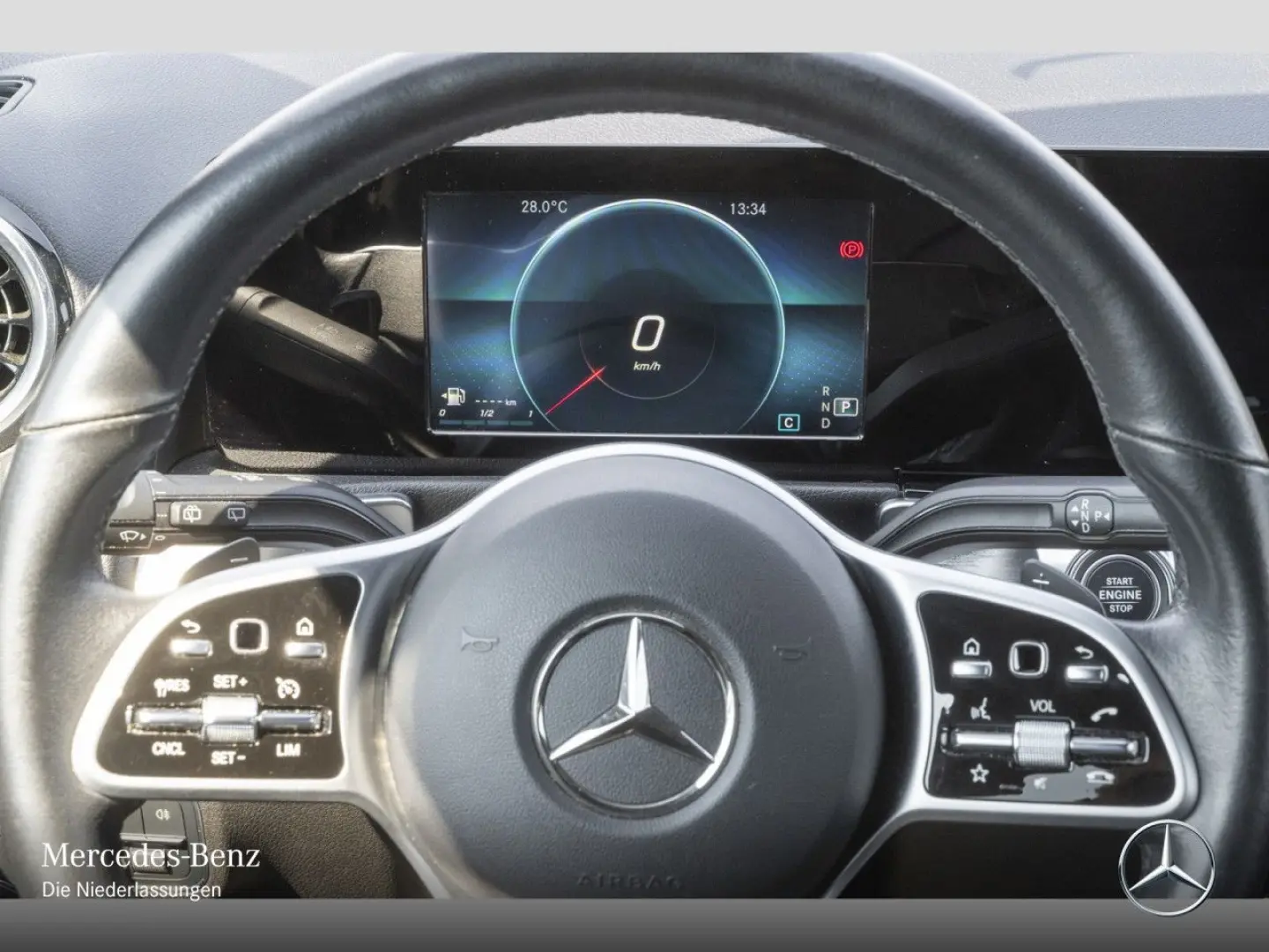 MERCEDES BENZ GLB220 d Progr/LED/Kamera/LEASING