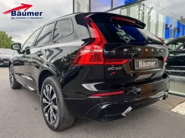 VOLVO XC60 B4 AWD Mild-Hybrid Plus Dark +LEASING