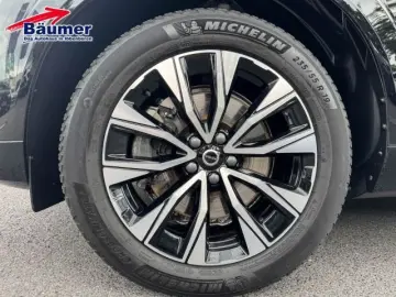 VOLVO XC60 B4 AWD Mild-Hybrid Plus Dark +LEASING