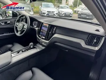 VOLVO XC60 B4 AWD Mild-Hybrid Plus Dark +LEASING