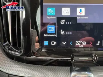 VOLVO XC60 B4 AWD Mild-Hybrid Plus Dark +LEASING