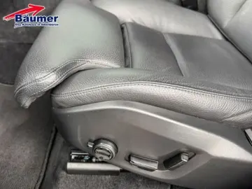 VOLVO XC60 B4 AWD Mild-Hybrid Plus Dark +LEASING