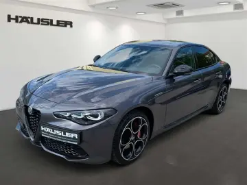 Giulia 2.0 T Q4 AT8 Veloce LED PDC Kamera ACC Si