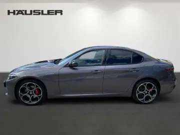 ALFA ROMEO Giulia 2.0 T Q4 AT8 Veloce LED Kamera ACC LEASING